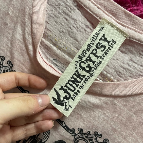 Junk Gypsy Vagabond Tee - Picture 3 of 4